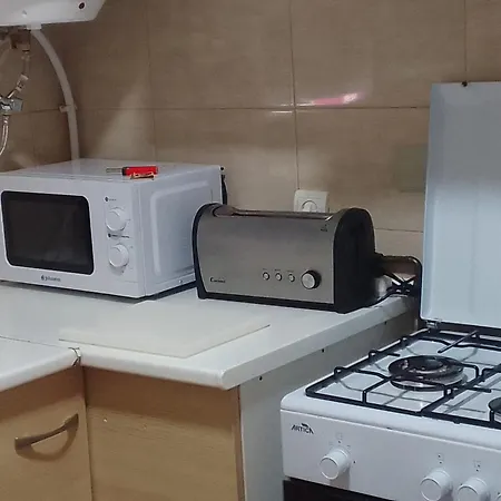 Maria Con Jardin Mediterraneo